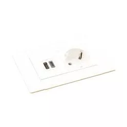   Legrand Incara Multilink - bútorba süllyeszthető, 4 modul, 2P+F + USB A+C aljzat, 2m kábellel, fehér (Legrand 654779)