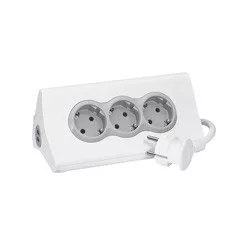   Legrand Multimédiás asztali elosztósor tablet tartóval 3 x 2P+F + 2 USB-A, fehér (Legrand 694810)