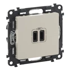   Legrand Valena Life Töltőaljzat Kettős USB C-típusú csatlakozóval, 5V–3A–15W, Túlfesz-védelem >1kW, Class II SELV, Elefántcsont (Legrand 753207)