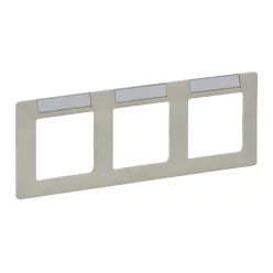   Legrand Valena Life hármas keret, vízszintes, címketartóval elefántcsont (Legrand 754053)