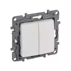  Legrand Niloé kettős váltóérintkezős nyomó, fehér (Legrand 764508)