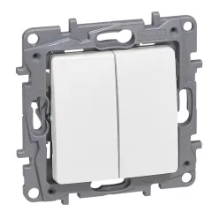  Legrand Niloé váltókapcsoló 10 AX + nyomó 6 A - 250 V±, fehér (Legrand 764509)