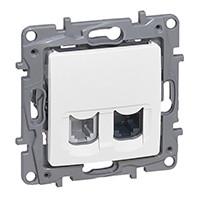 Legrand Niloé RJ11 + RJ45 Cat.5 UTP csatlakozóaljzat, fehér (Legrand 764570)