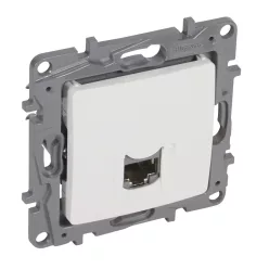   Legrand Niloé RJ45 Cat.6 STP körmös aljzat, fehér (Legrand 764575)