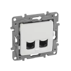   Legrand Niloé 2xRJ45 Cat.6 FTP körmös aljzat, fehér (Legrand 764578)