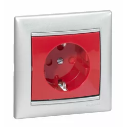   Legrand Valena 2P+F csatlakozóaljzat reteszelt, piros betéttárcsával (Legrand 774327)