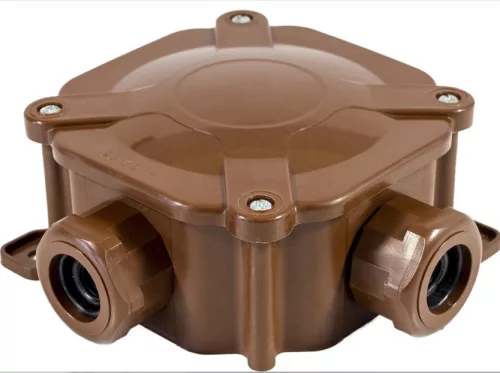 PG16 elosztódoboz, barna, 4 bevezetéssel, 5x4mm2 terminál, IP67