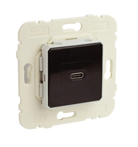 21398 USB-C gyorstöltő aljzat (30W)