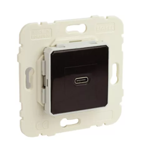 21398 USB-C gyorstöltő aljzat (30W)
