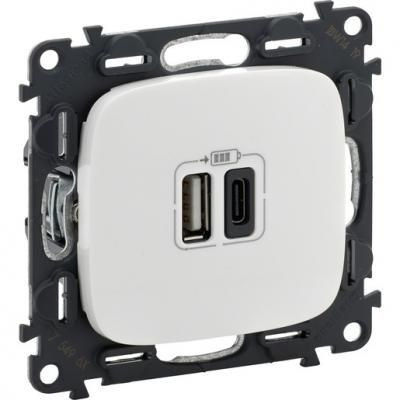 VALENA ALLURE USB A+C TÁP.5V 3A15W