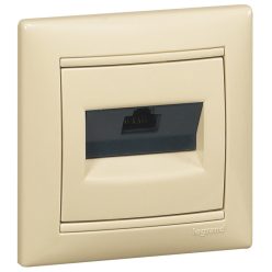 VALENA TEL.1xRJ45 CAT6 UTP E.CSONT