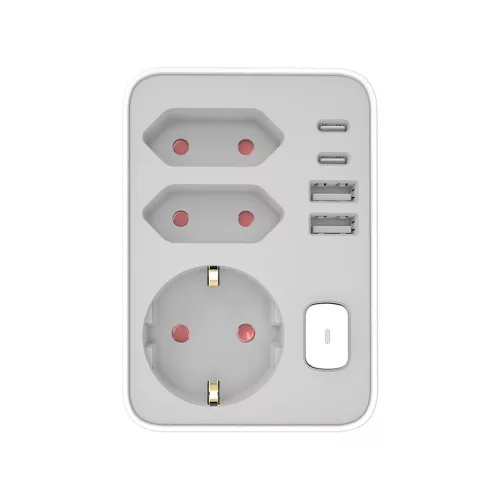 Technik Professional WG Elosztó Fali 3 utas + 2 x USB-C + 2 x USB-A + kapcsoló