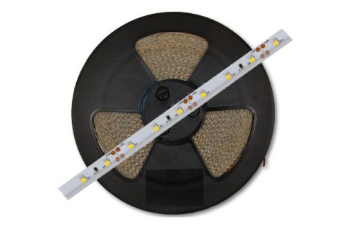 MasterLED Prémium 2835 120 LED/m 12 V IP20 4500K LED szalag 5 m / tekercs