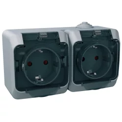   CEDAR PLUS 2x2P+F csatlakozóaljzat, biztonsági zsaluval, átlátszó csapófedéllel, IP44, szürke